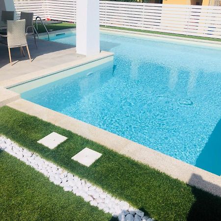 Villa Paradise Budoni Bagian luar foto