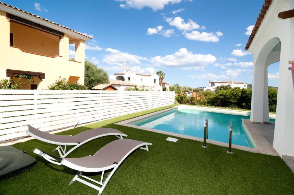 Villa Paradise Budoni Bagian luar foto