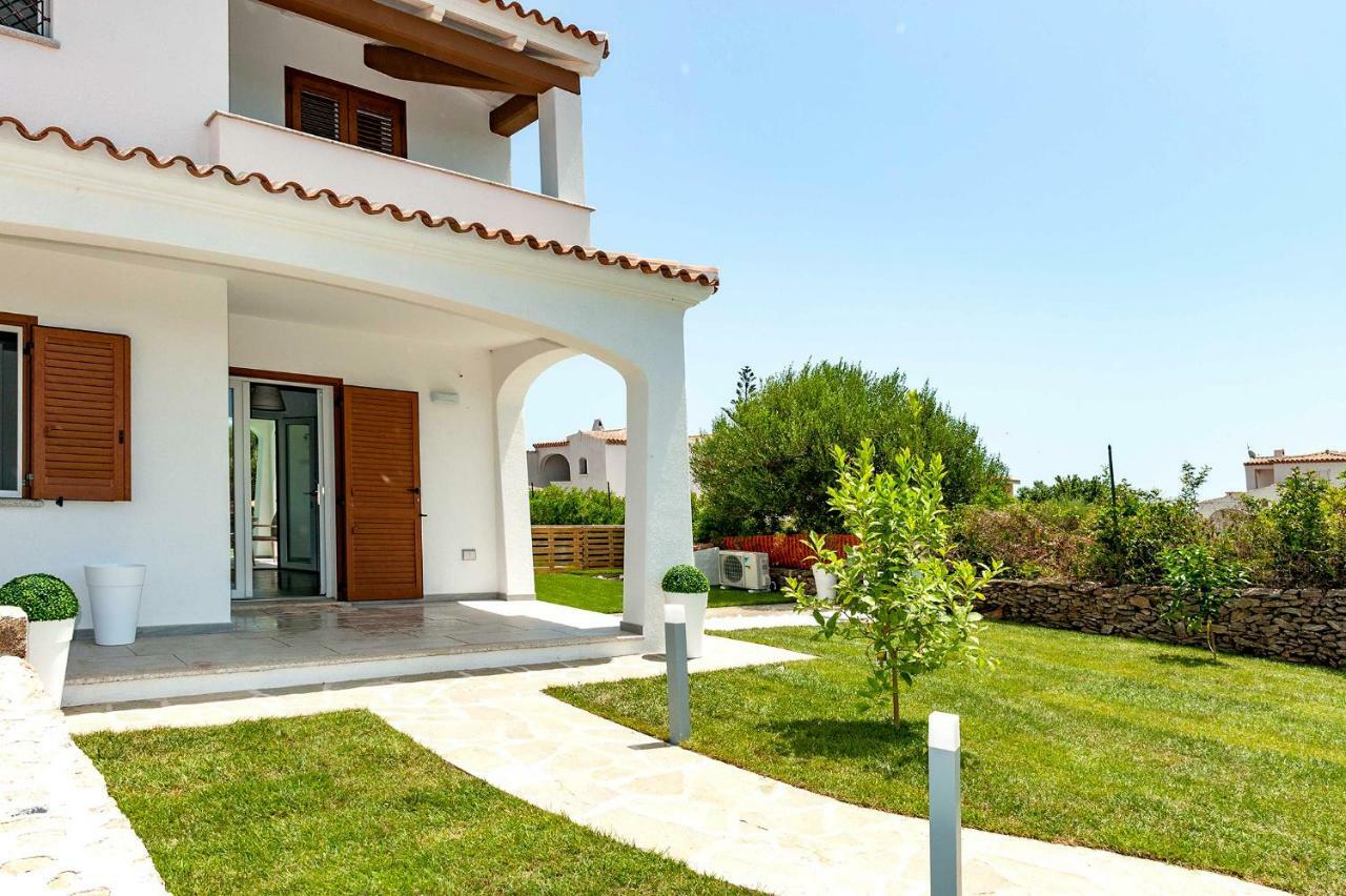 Villa Paradise Budoni Bagian luar foto