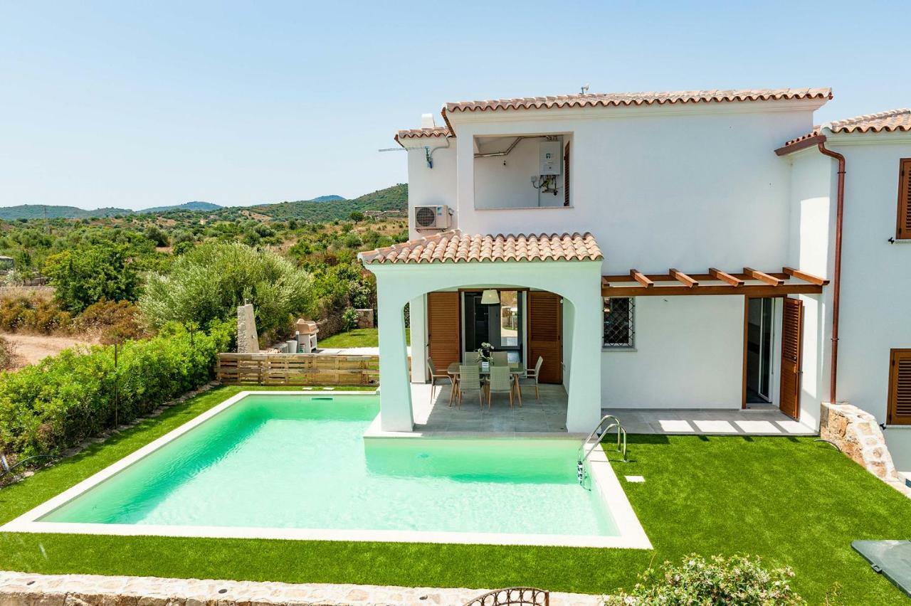 Villa Paradise Budoni Bagian luar foto